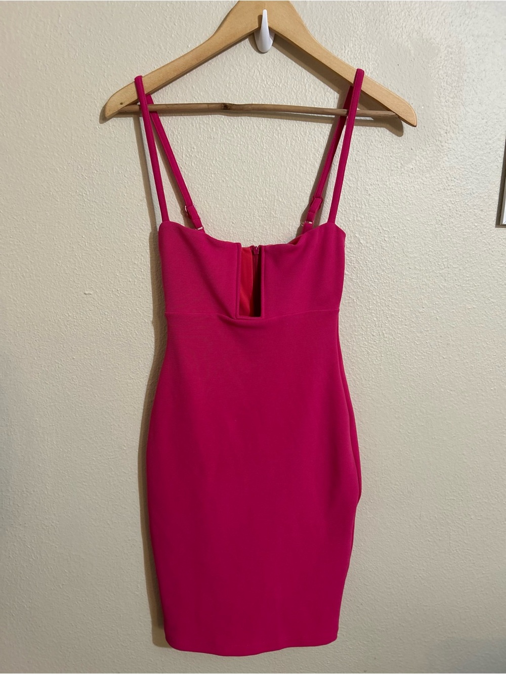 Nookie Stadium Fuchsia Pink Spaghetti Strap Bodycon Dress Size 6 Y2K